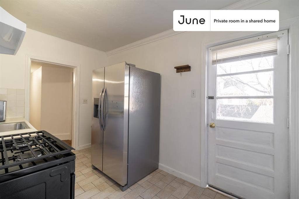 4 BR in Boston