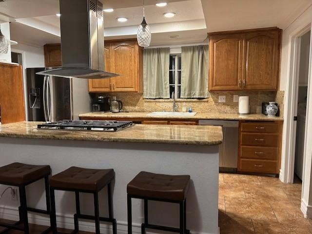 7 BR in Santa Ana