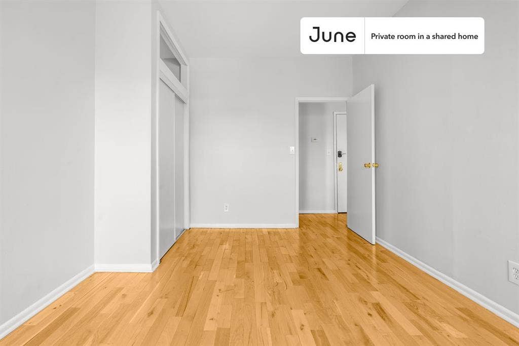 2 BR in New York City