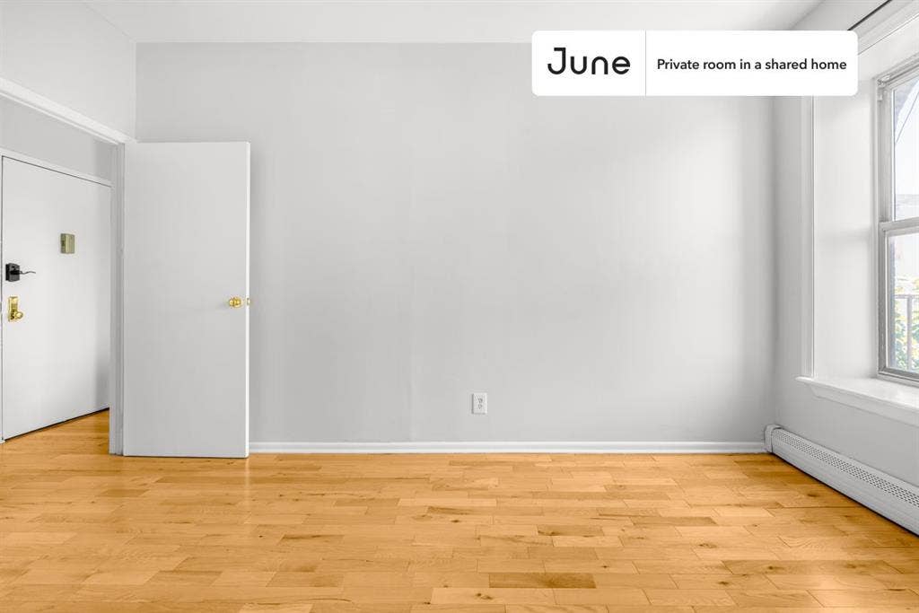 2 BR in New York City