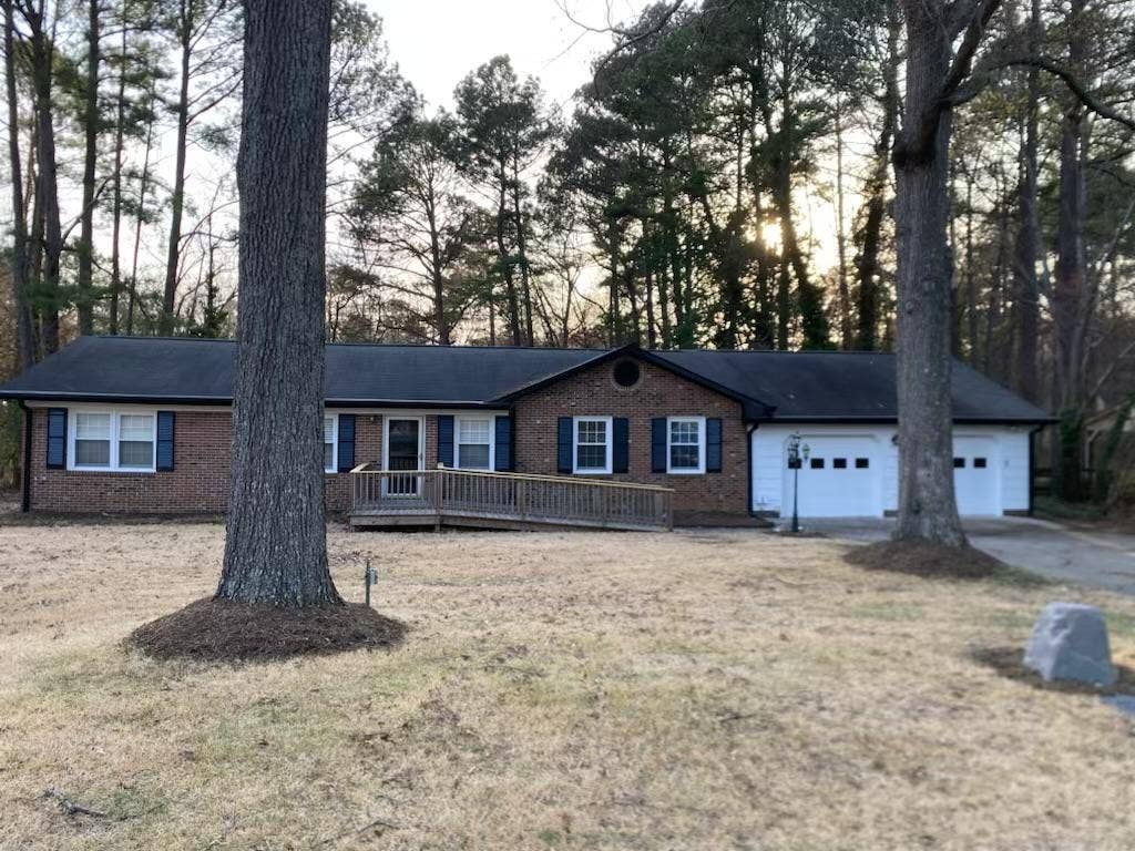 5 BR in Durham