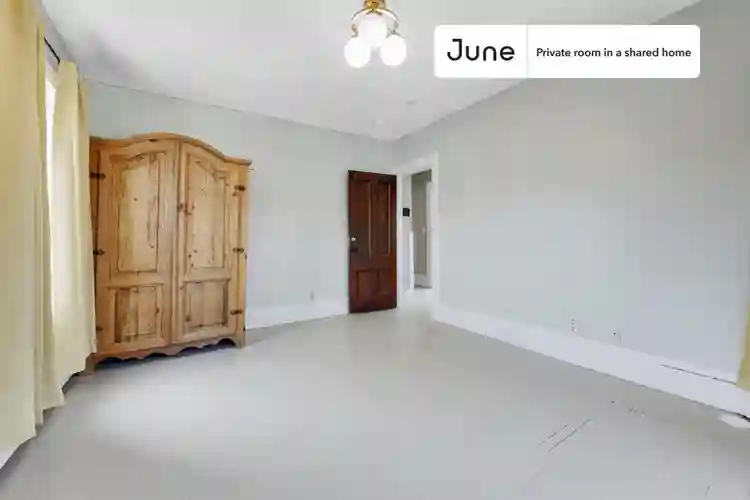4 BR in Boston