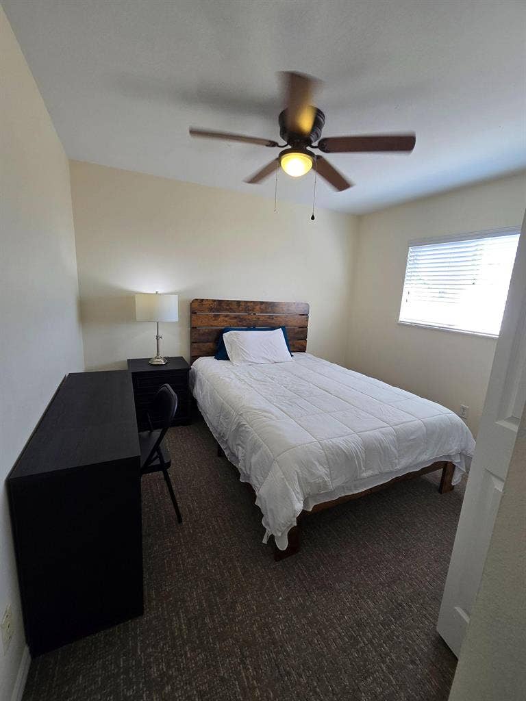 2 BR in Cape Coral