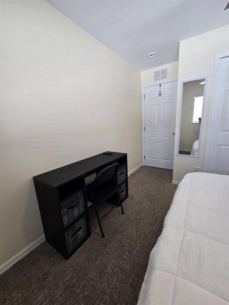 2 BR in Cape Coral
