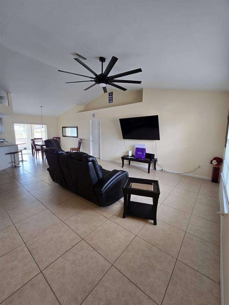 2 BR in Cape Coral