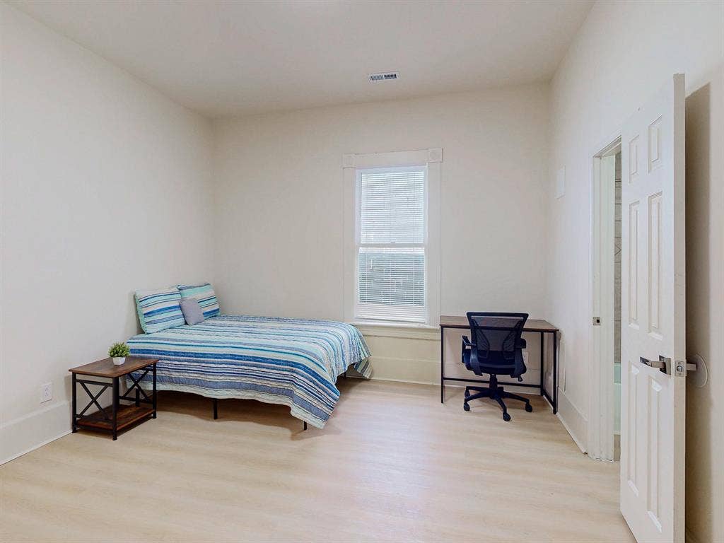 5 BR in Atlanta