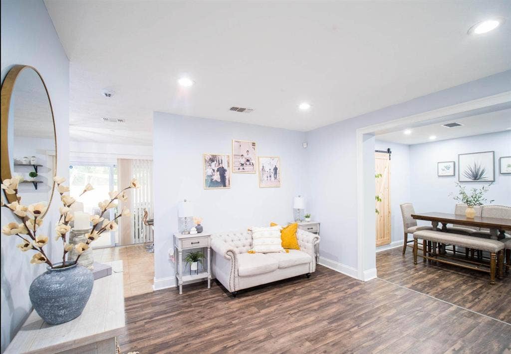 4 BR in Jacksonville