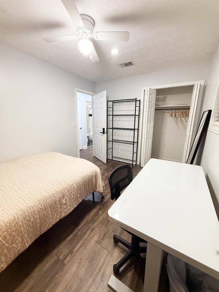 4 BR in Jacksonville