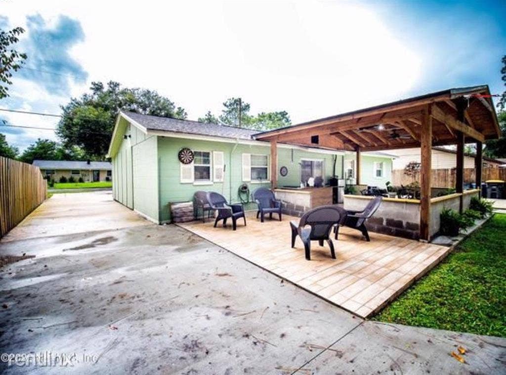 4 BR in Jacksonville