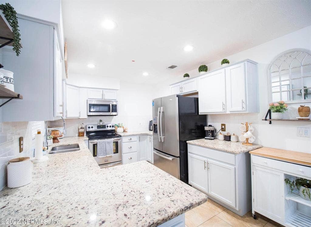 4 BR in Jacksonville