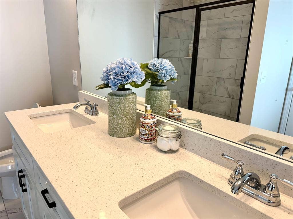 1 BR in Flowery Branch