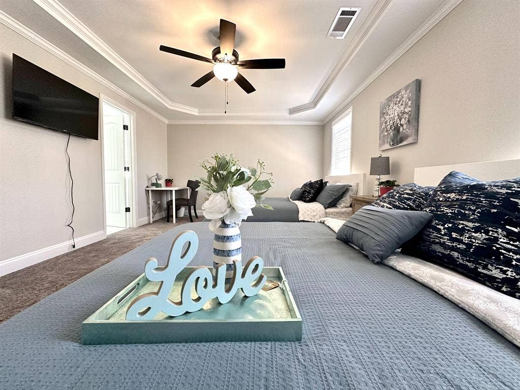 1 BR in Flowery Branch