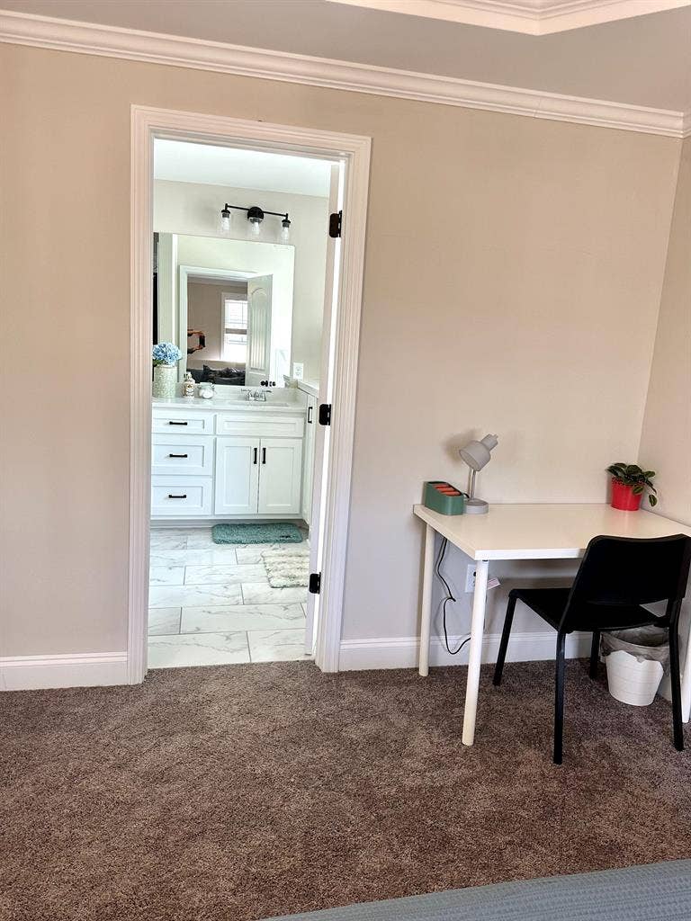 1 BR in Flowery Branch
