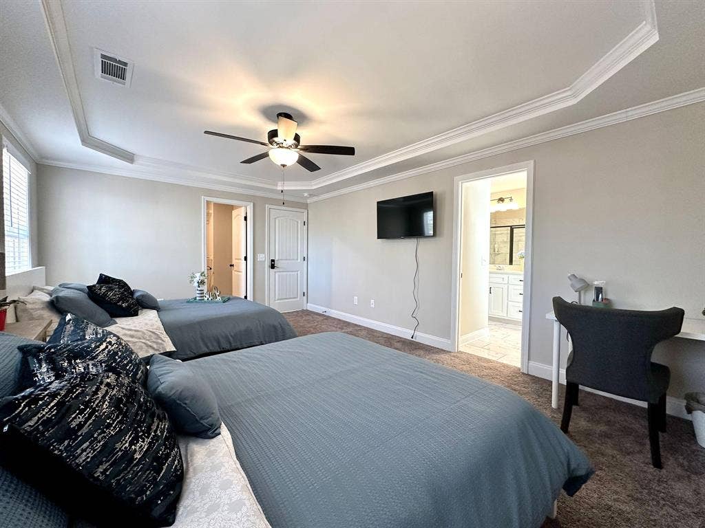 1 BR in Flowery Branch