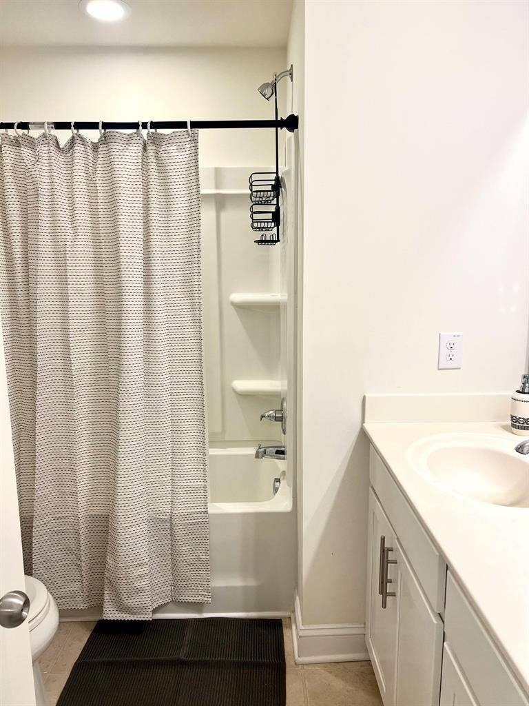 3 BR in Clayton
