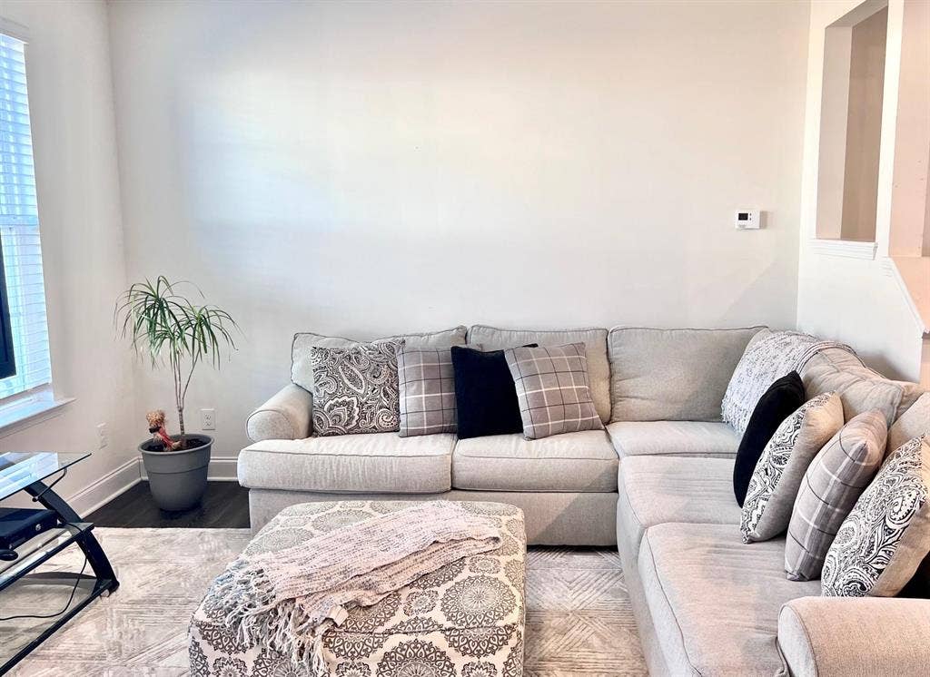 3 BR in Clayton