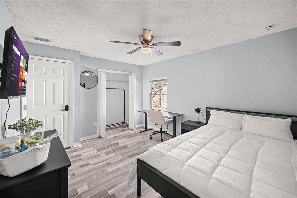 3 BR in Jacksonville