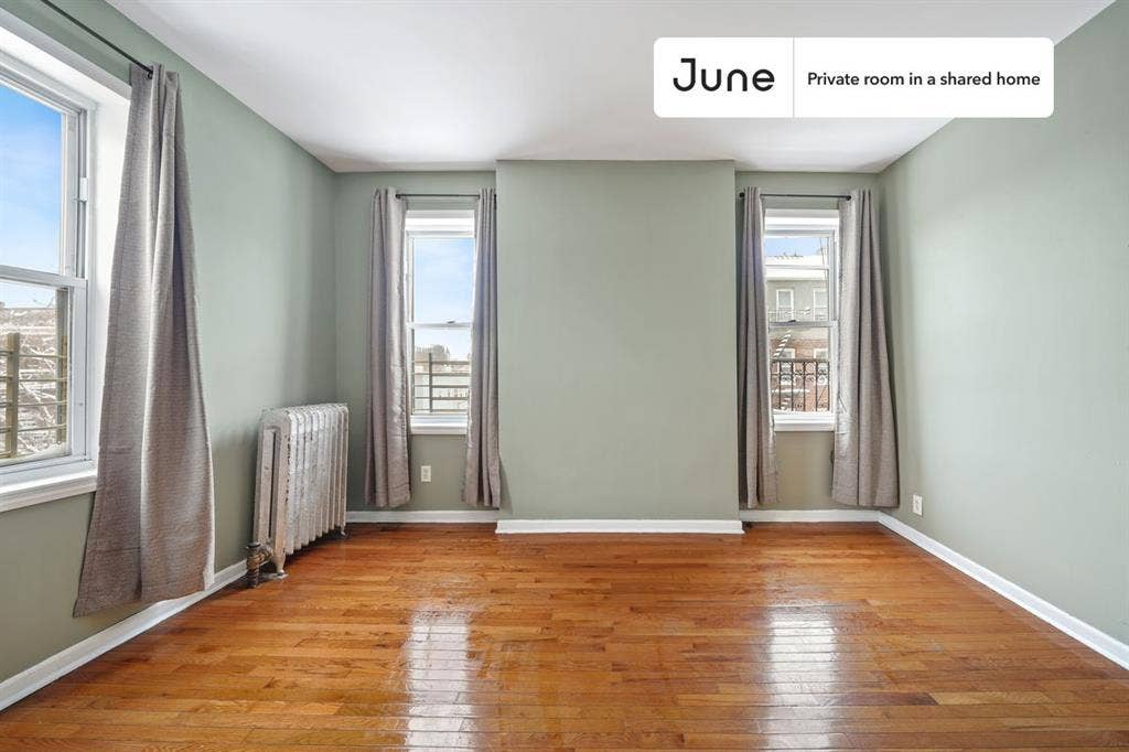 4 BR in New York City