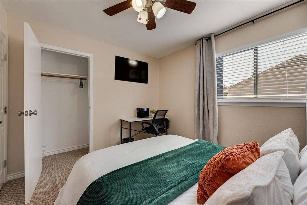 7 BR in Plano