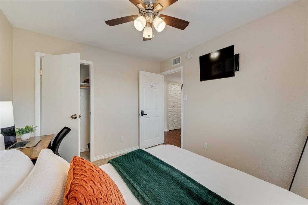 7 BR in Plano