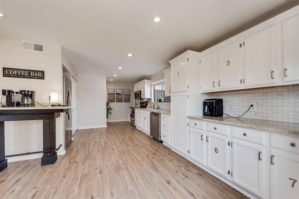 7 BR in Plano