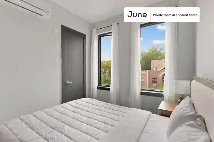 4 BR in New York City