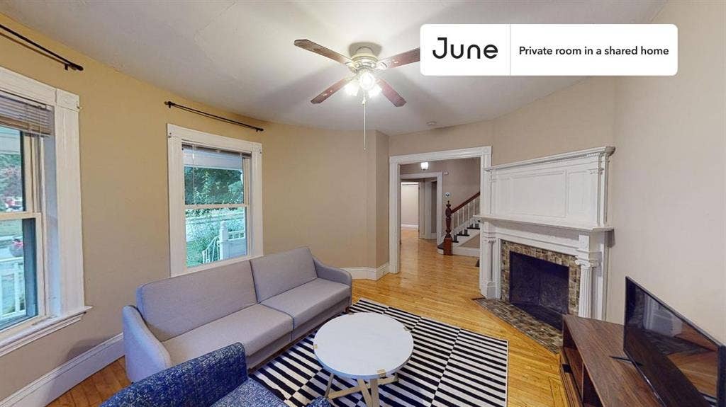 6 BR in Boston