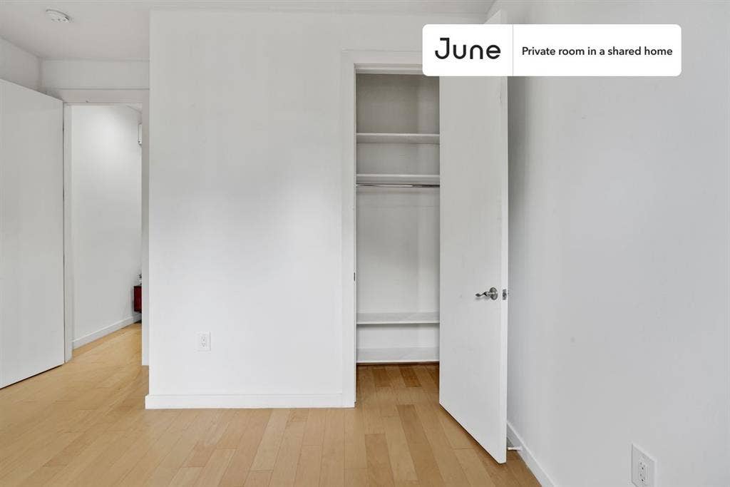 4 BR in New York City