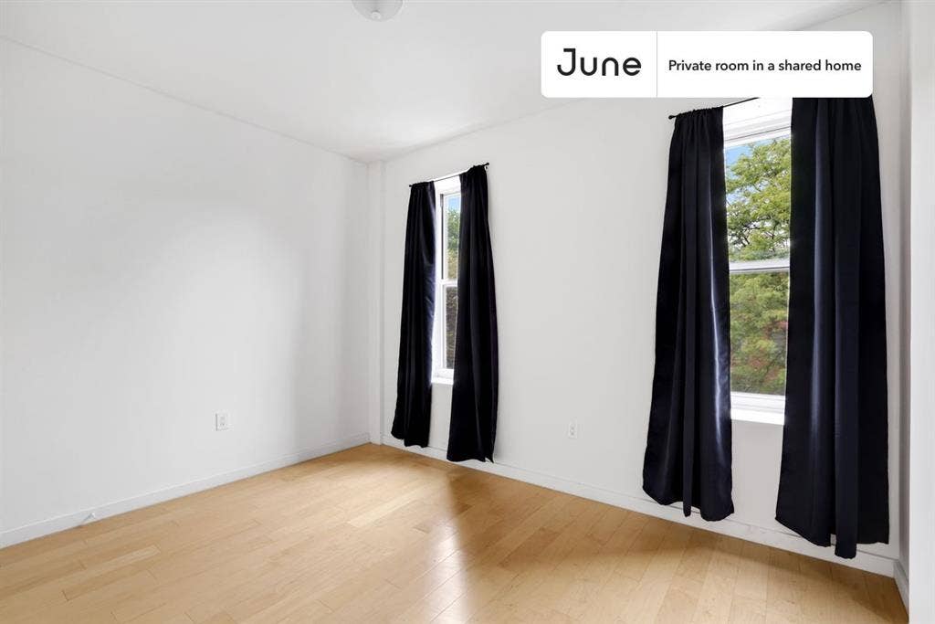 4 BR in New York City