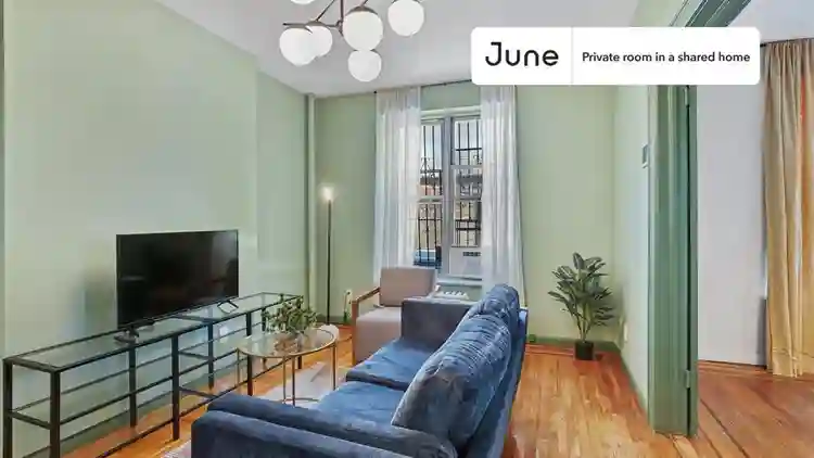 4 BR in New York City