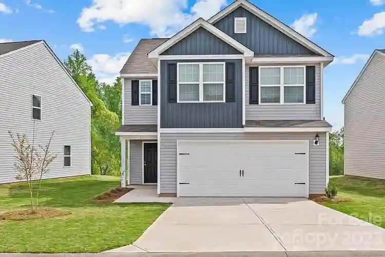 3 BR in Charlotte