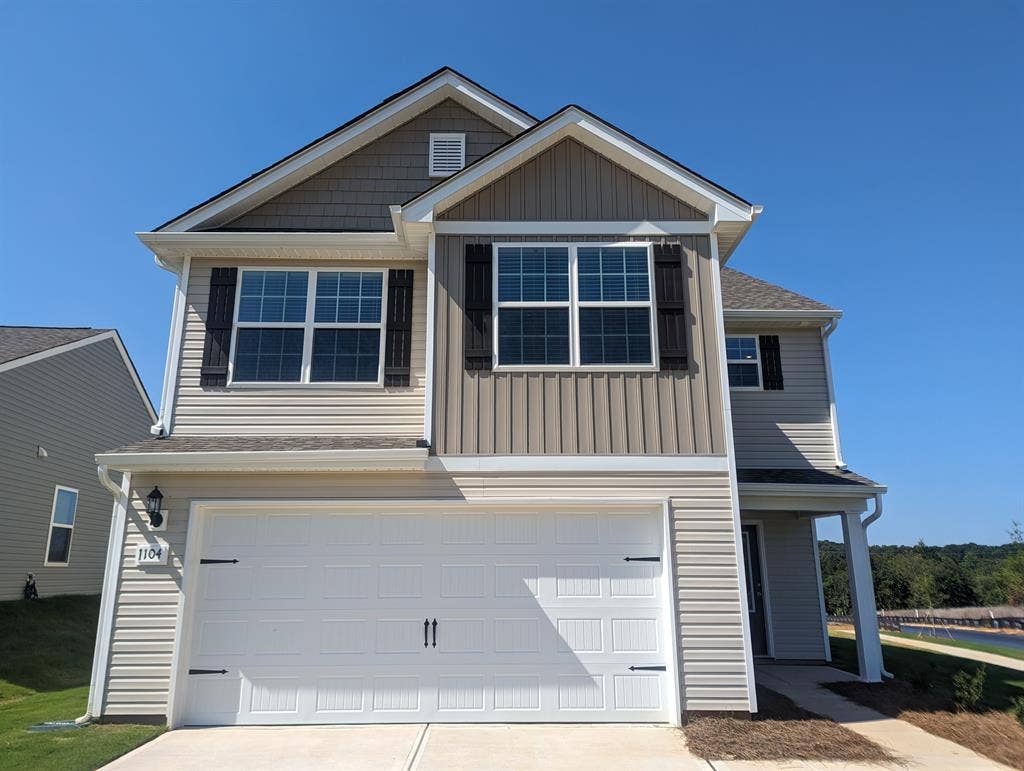 3 BR in Charlotte