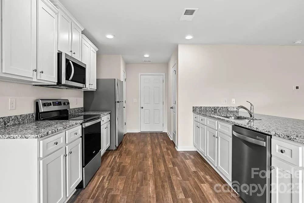 3 BR in Charlotte