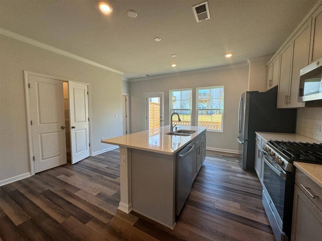 4 BR in Durham