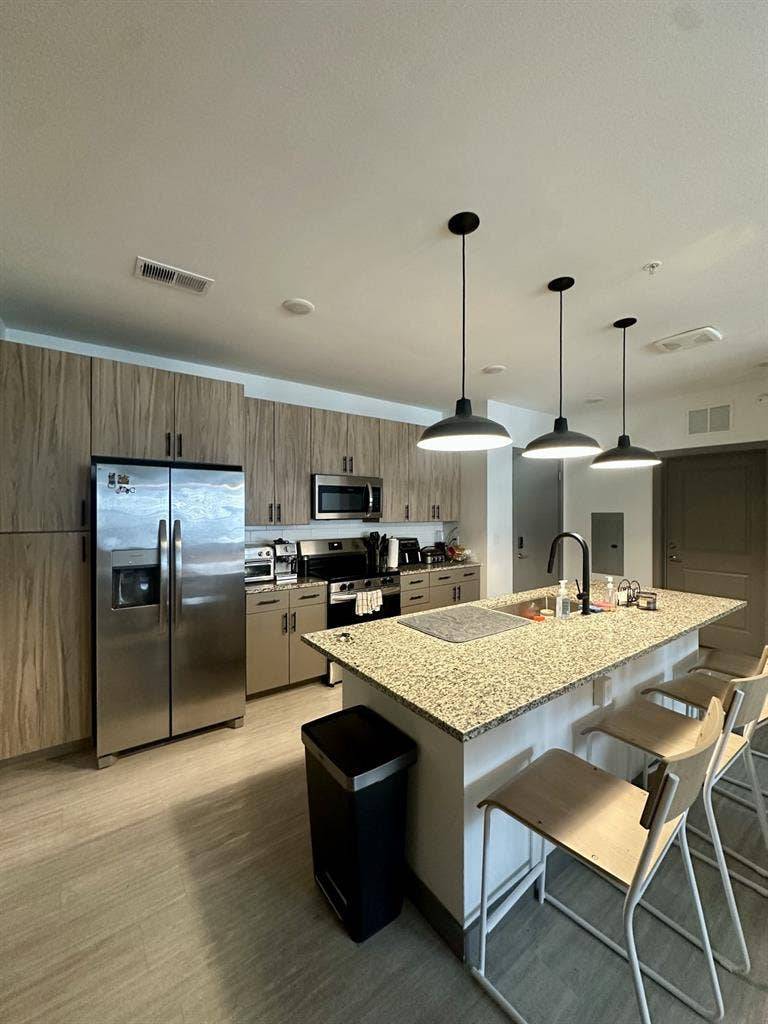 Subleasing Room in Monarch SUMMER