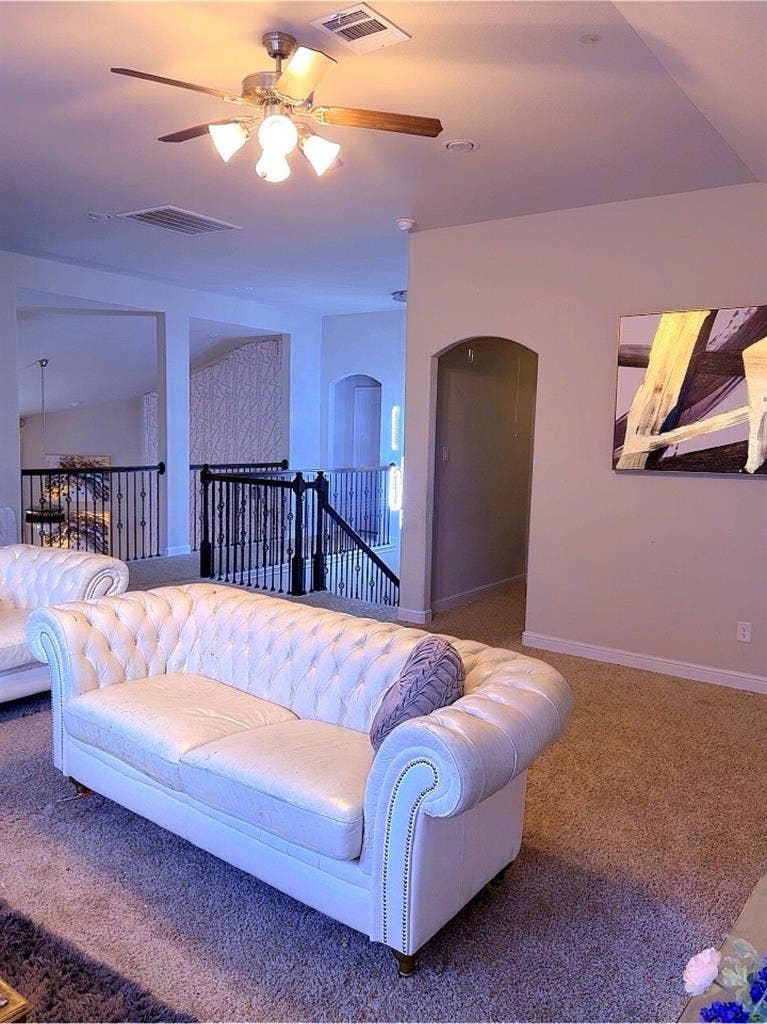 Furnished private room available