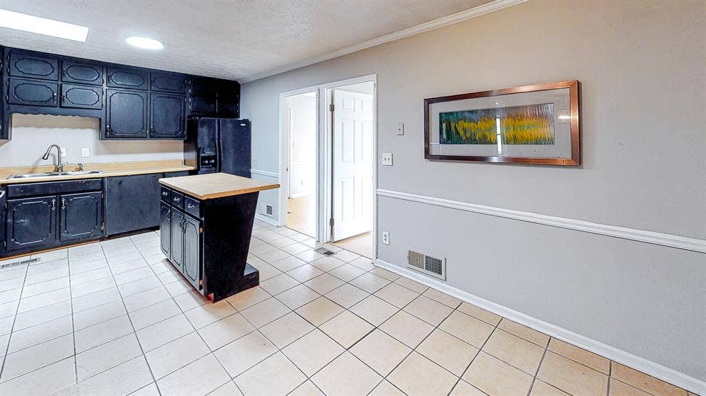 8 BR in Jonesboro