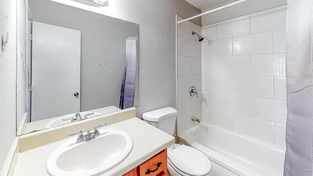 8 BR in Jonesboro