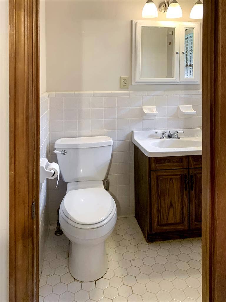 8 BR in Lithia Springs