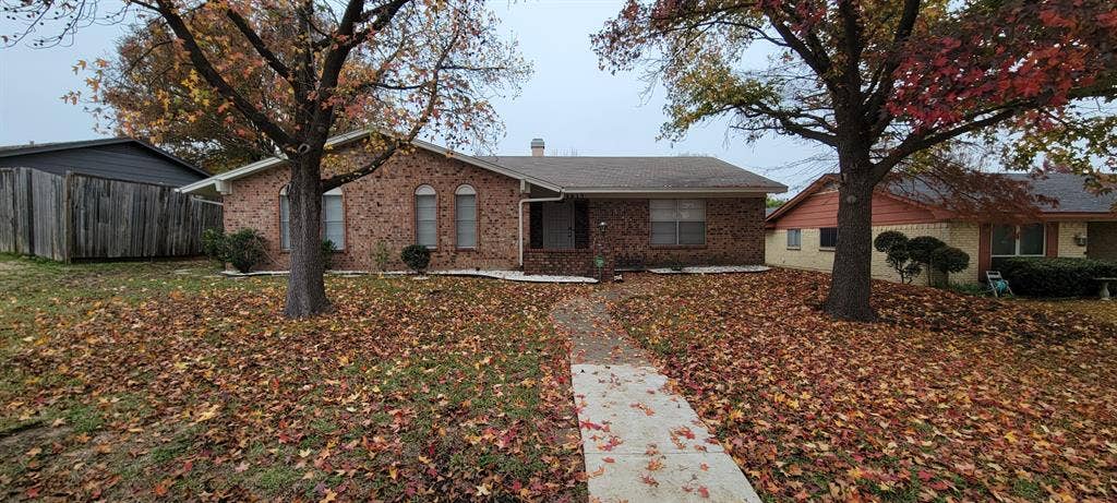 7 BR in Mesquite