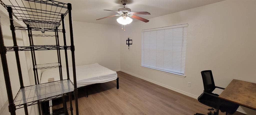 7 BR in Mesquite
