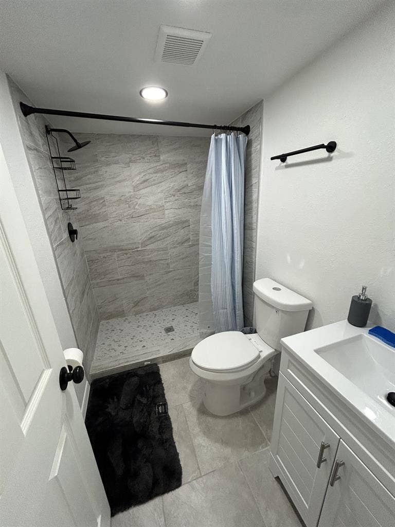 6 BR in Lakeland