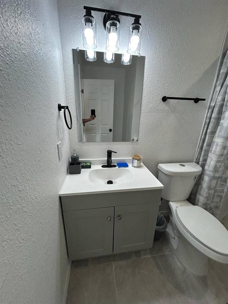6 BR in Lakeland
