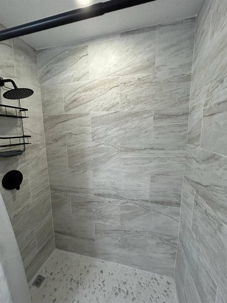 6 BR in Lakeland