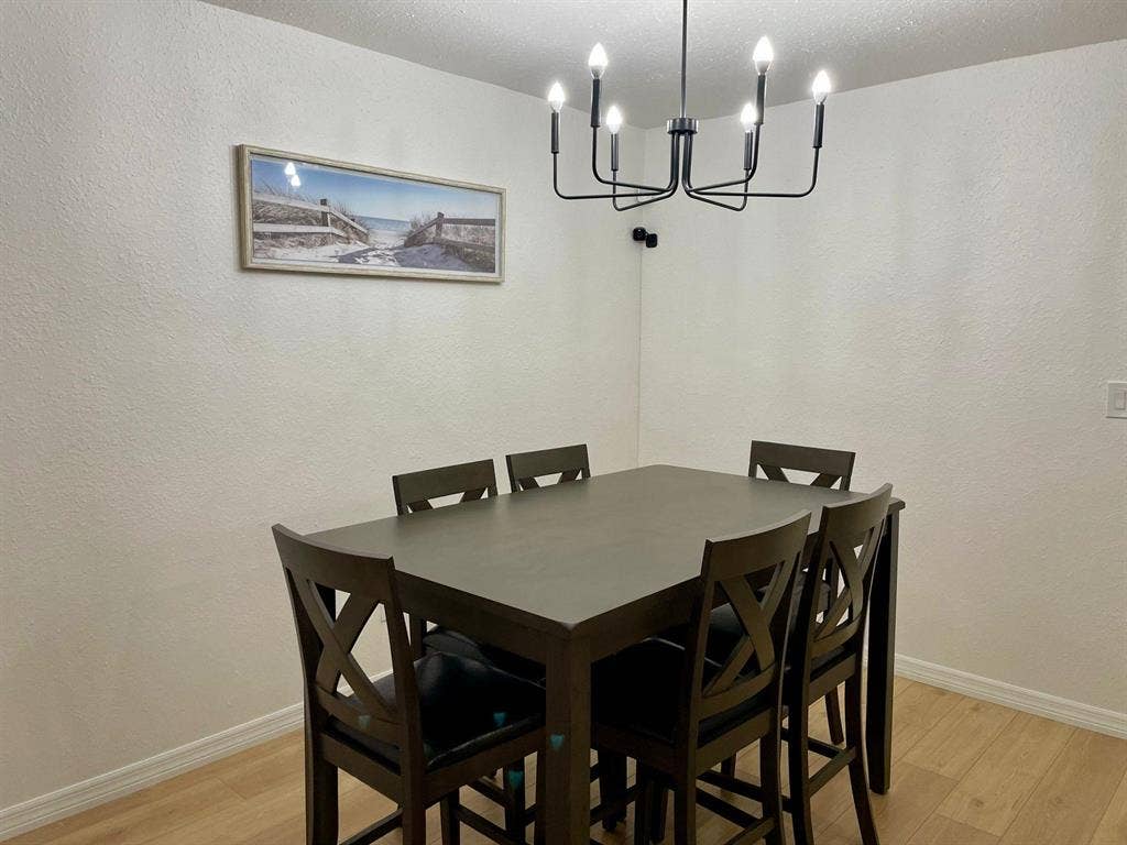 6 BR in Lakeland