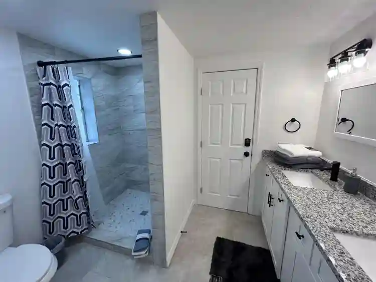 6 BR in Lakeland