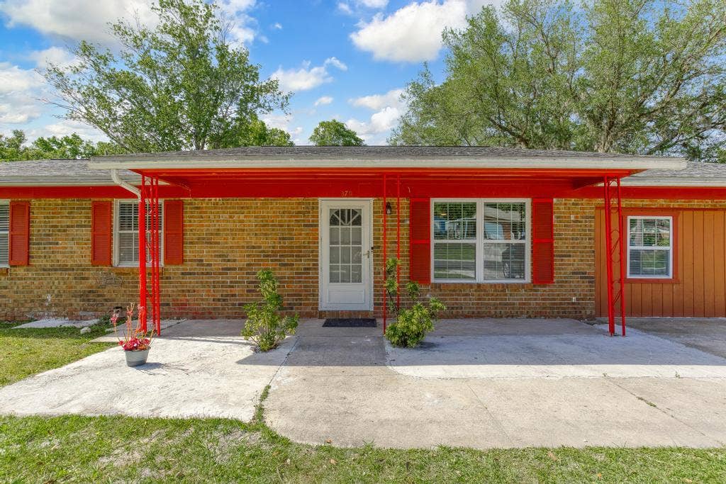 5 BR in Orange Park