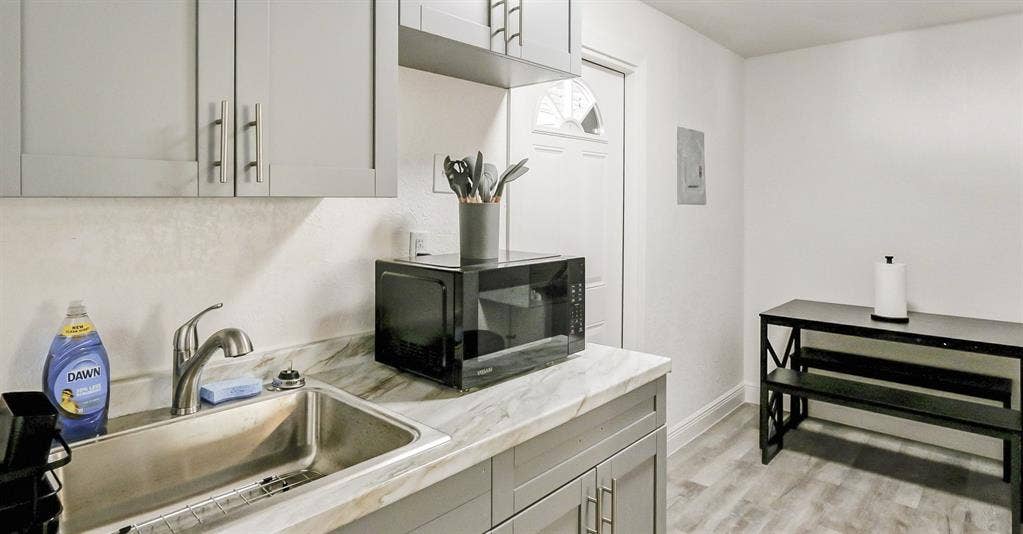 9 BR in Tampa