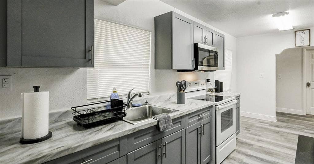 9 BR in Tampa