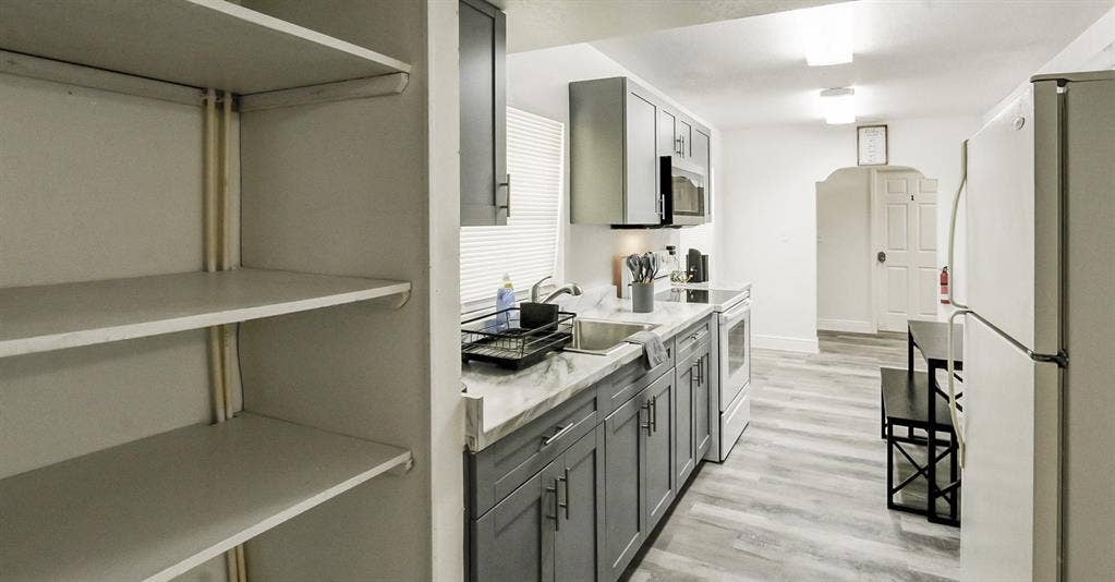 9 BR in Tampa